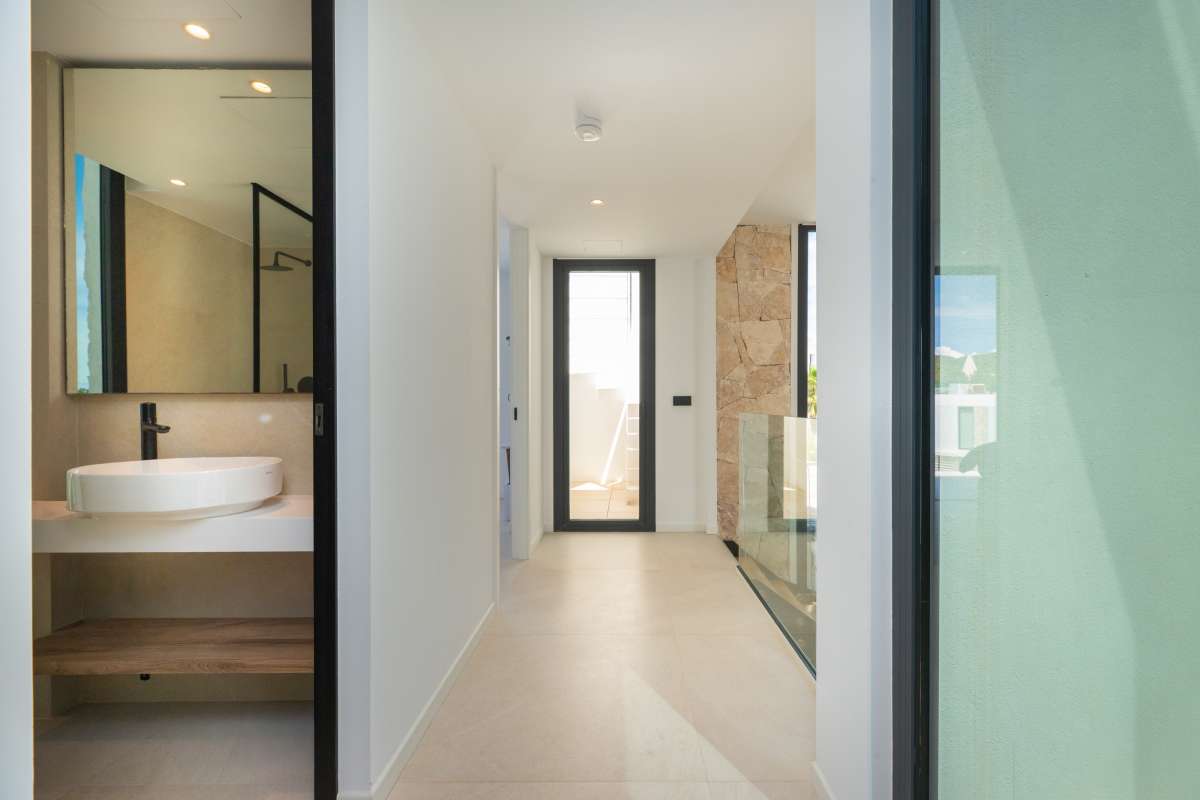 4 bedroom villa in Cala Tarida