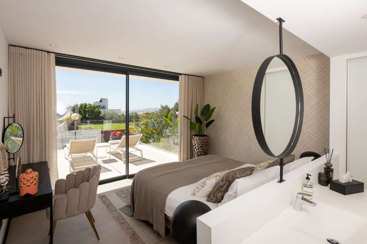 6 bedroom villa in Ses Torres