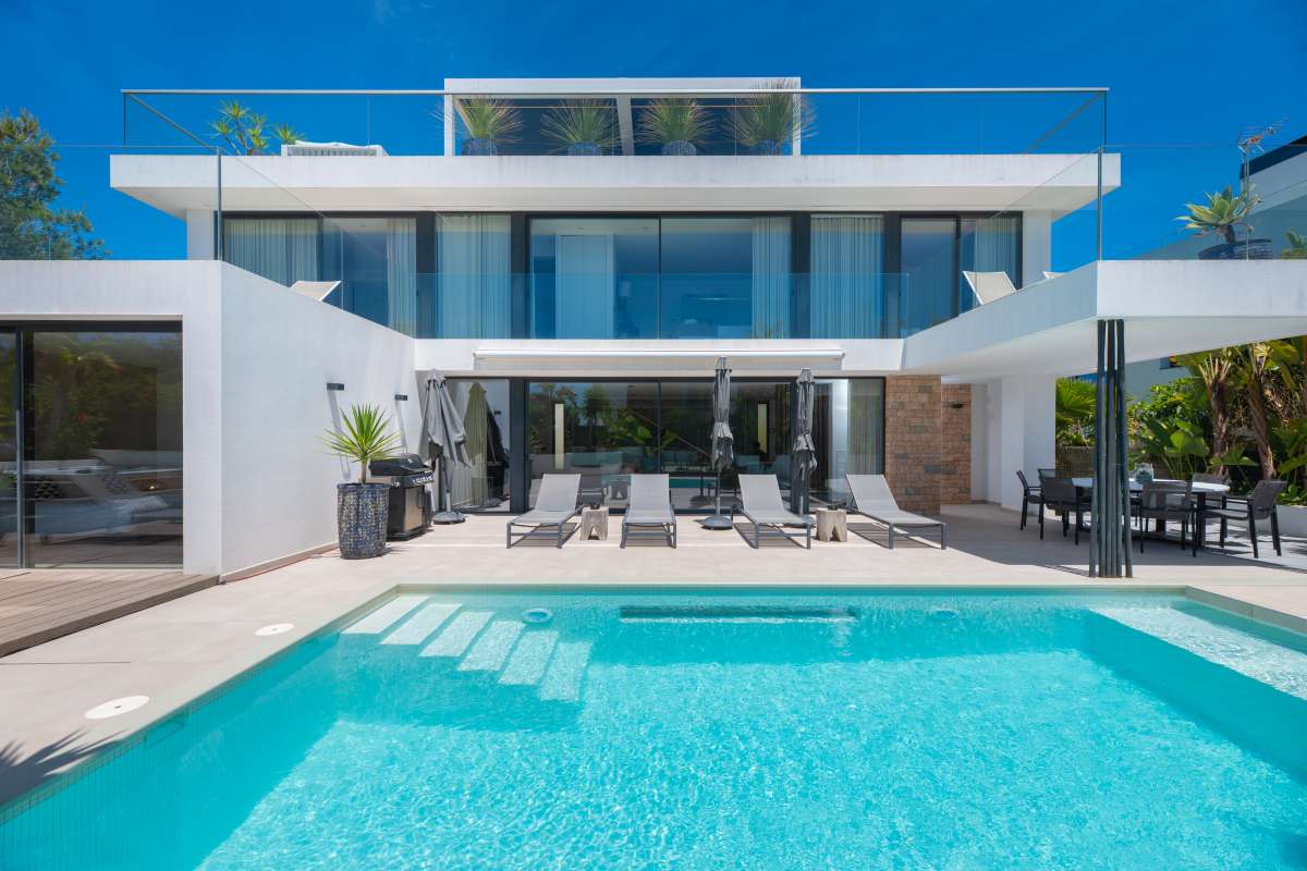 6 bedroom villa in Ses Torres
