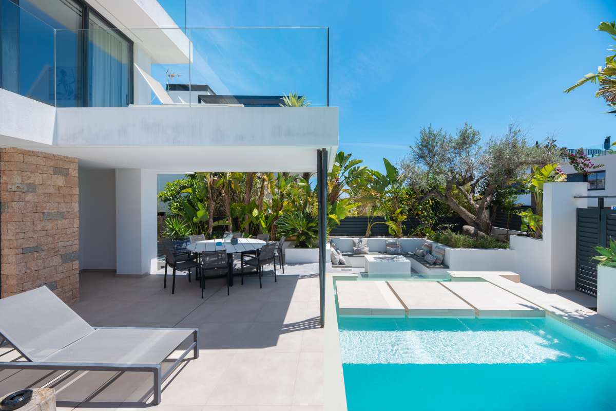 6 bedroom villa in Ses Torres