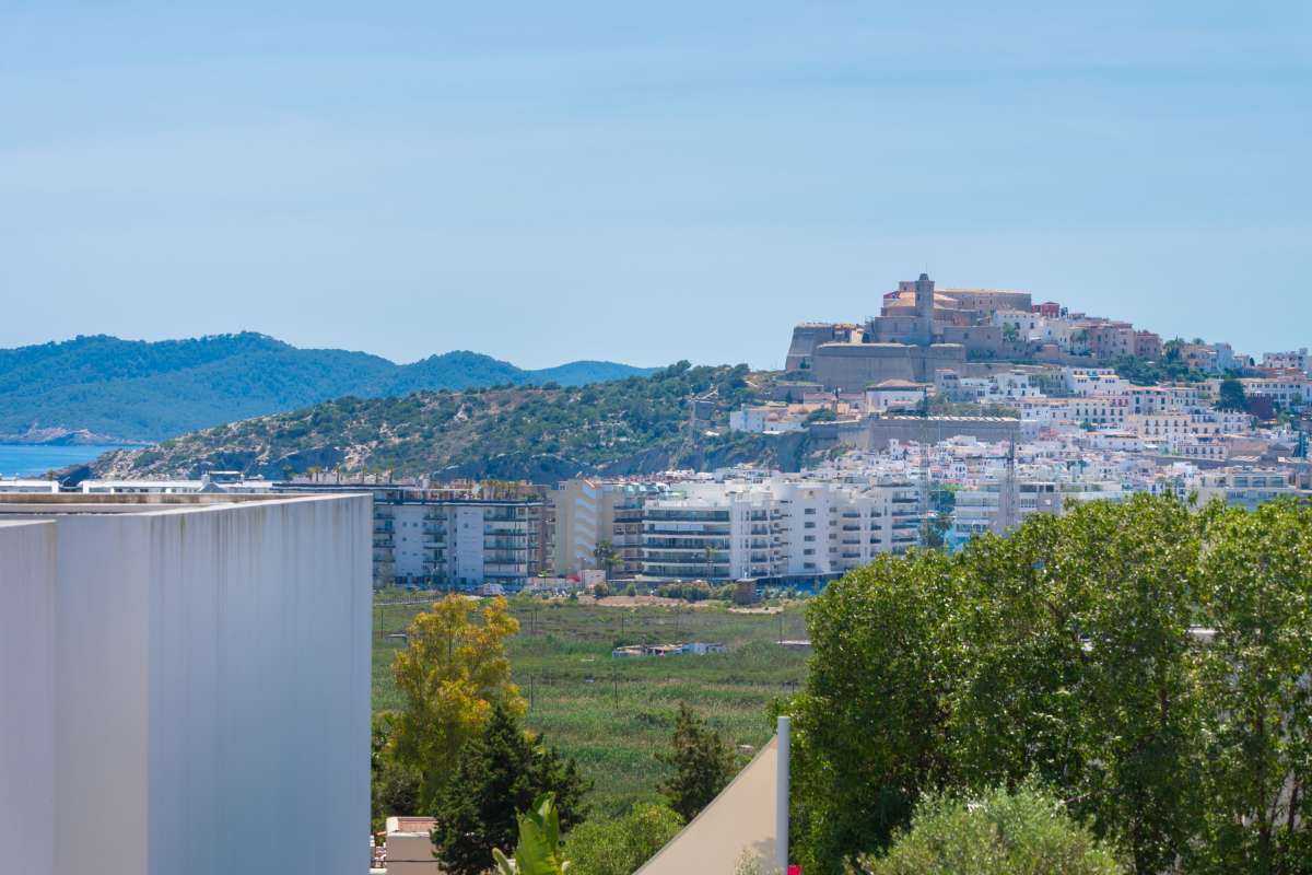 6 bedroom villa in Ses Torres