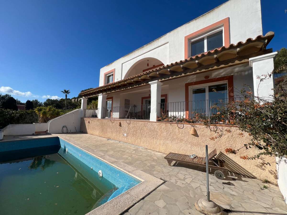5 bedroom villa in Cap Martinet