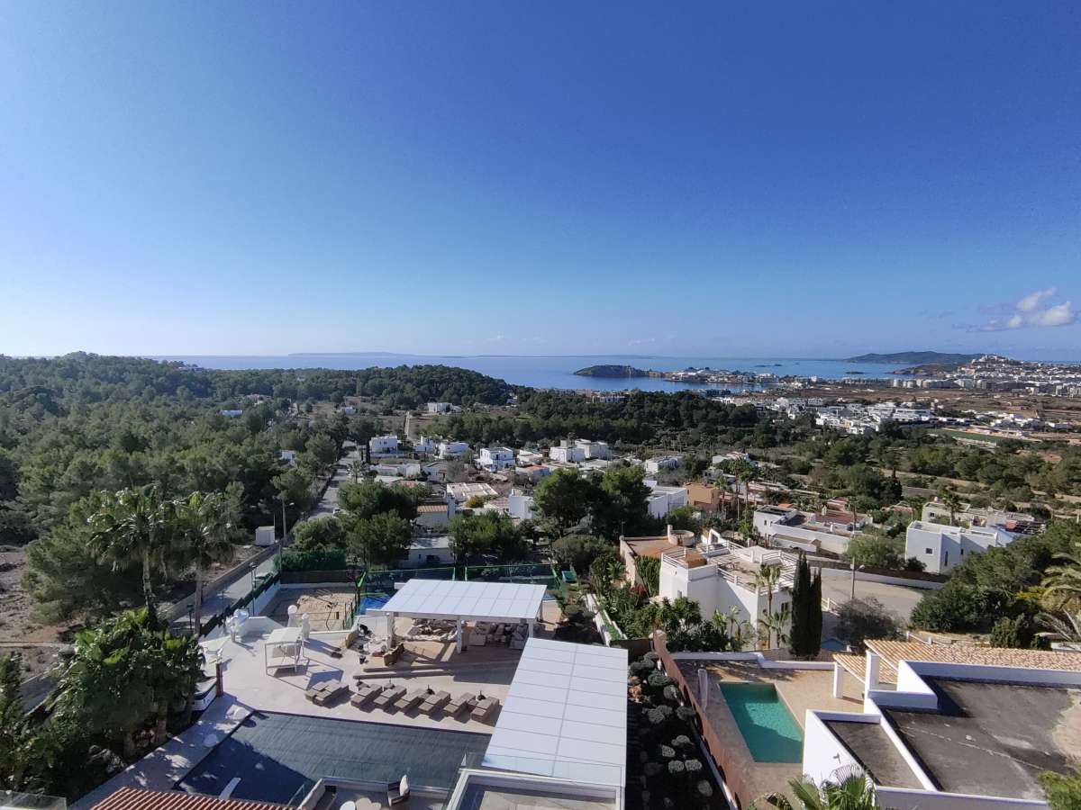 5 bedroom villa in Cap Martinet