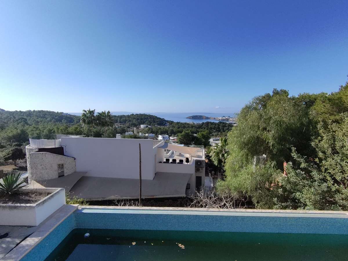 5 bedroom villa in Cap Martinet