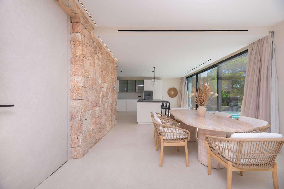 5 bedroom villa in Cala Salada