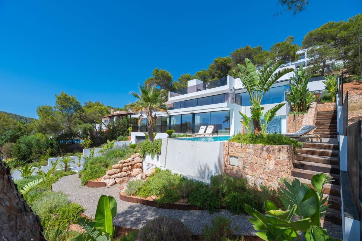5 bedroom villa in Cala Salada