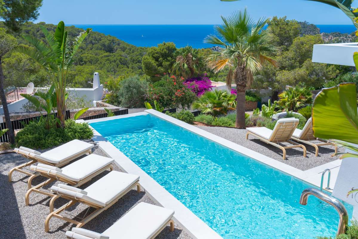 5 bedroom villa in Cala Salada