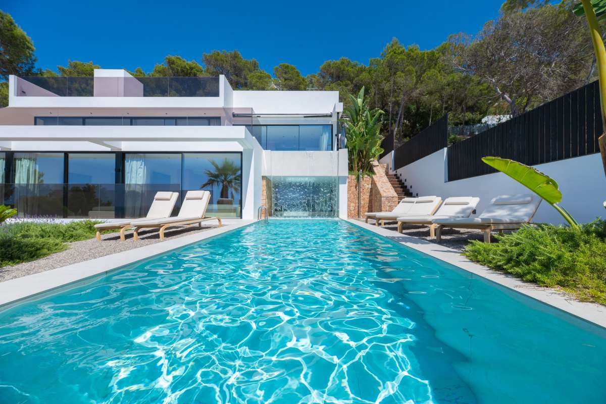 5 bedroom villa in Cala Salada