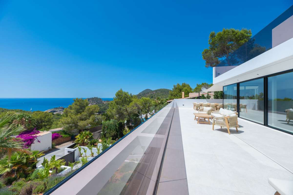 5 bedroom villa in Cala Salada