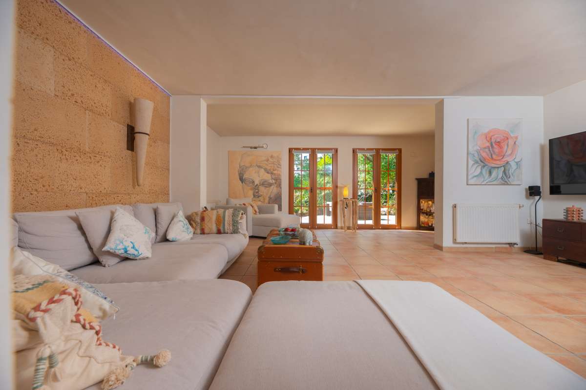 3 bedroom villa in Cala Llenya