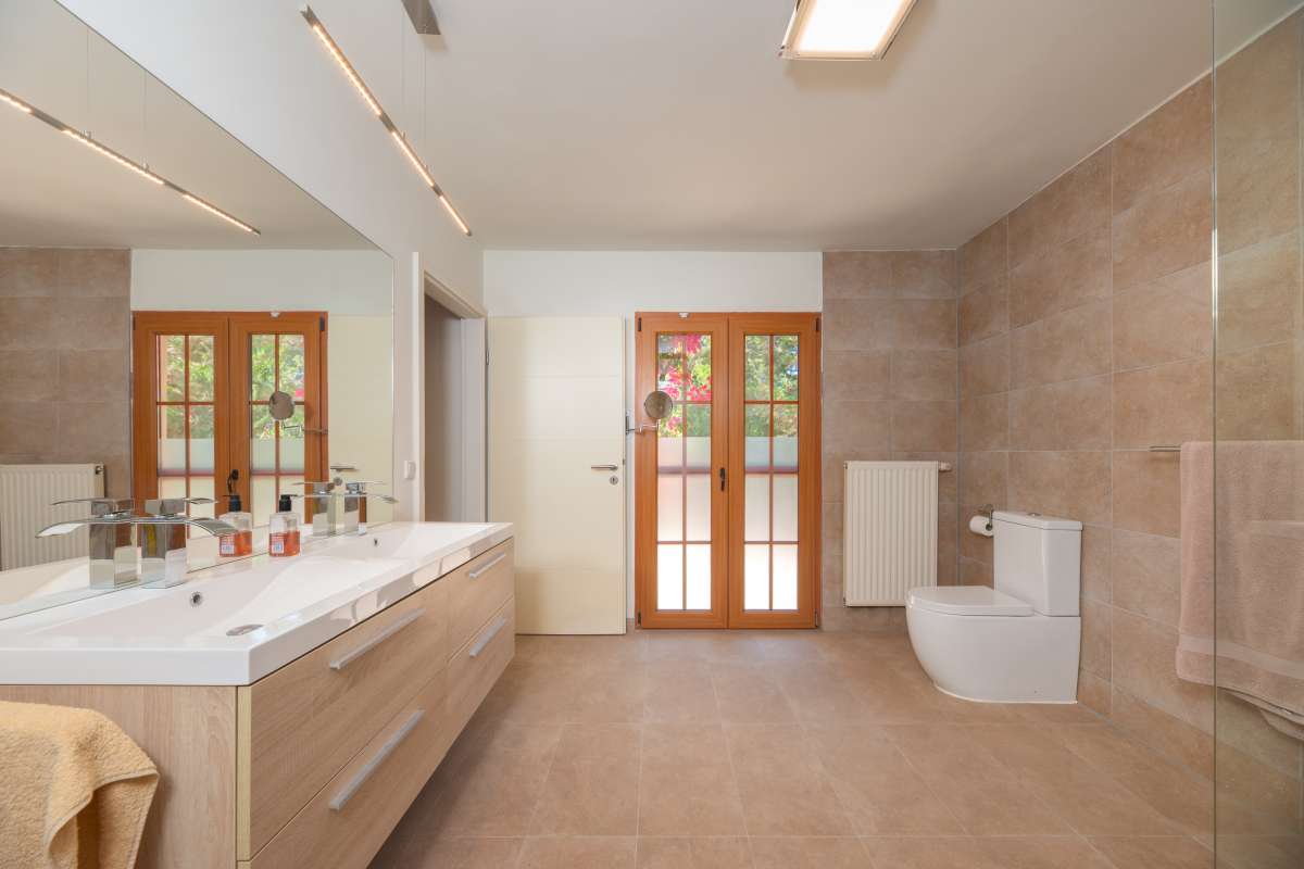 3 bedroom villa in Cala Llenya