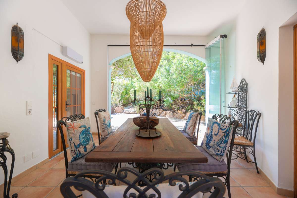3 bedroom villa in Cala Llenya