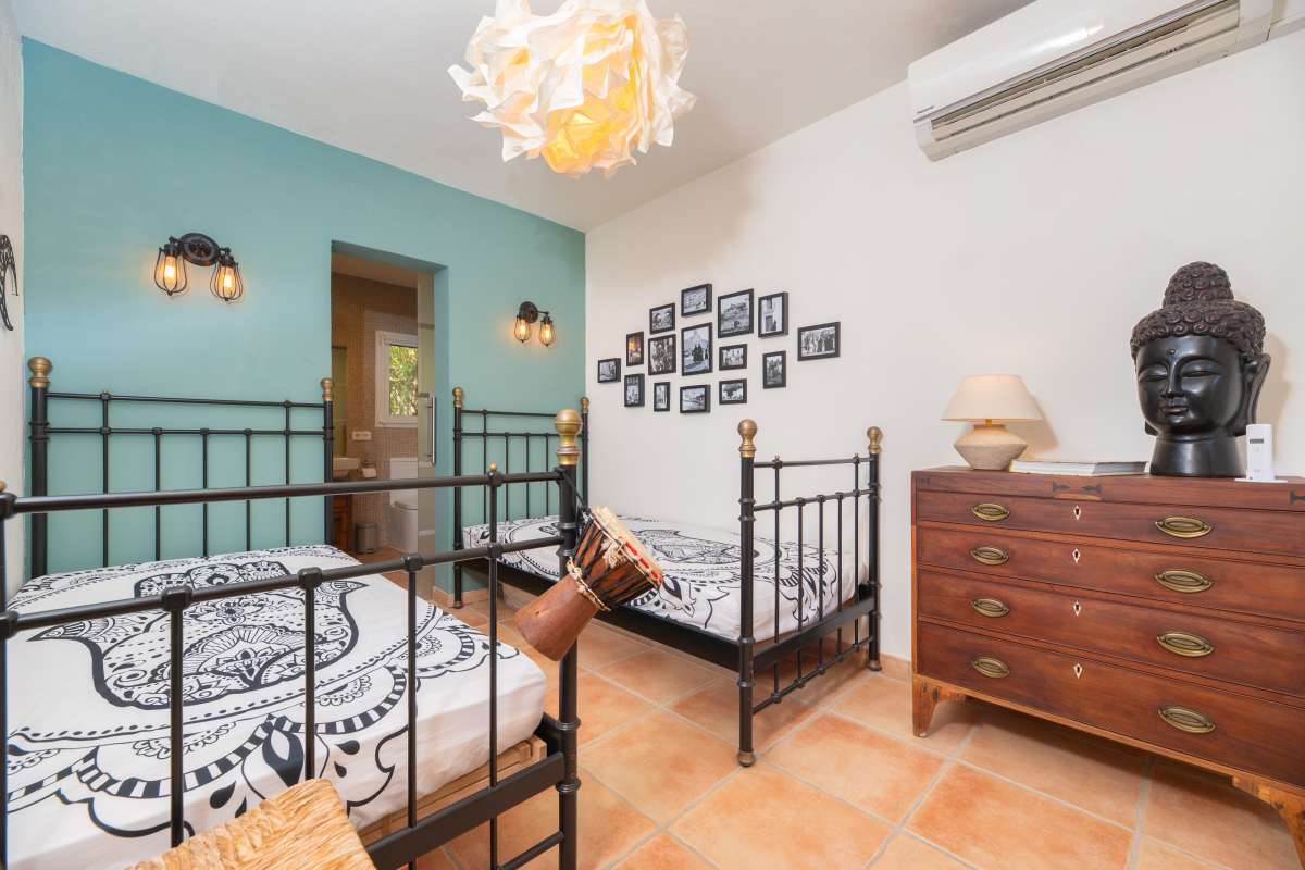 3 bedroom villa in Cala Llenya