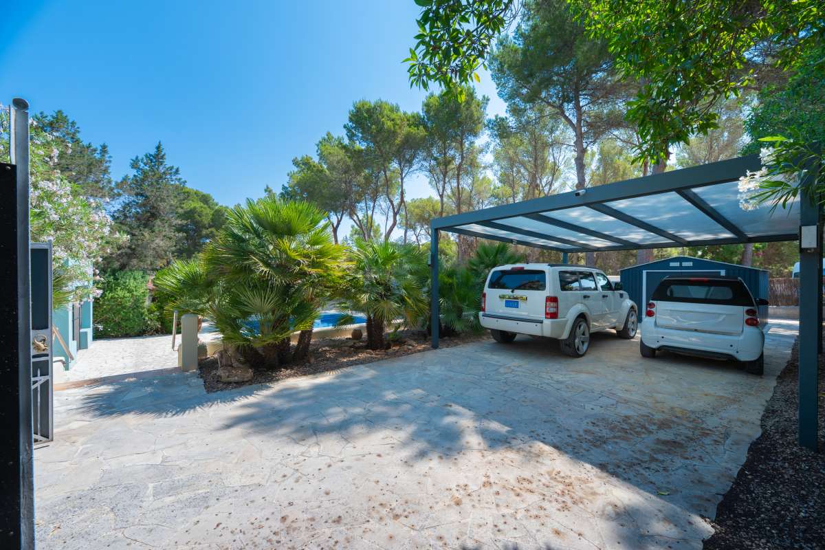 3 bedroom villa in Cala Llenya